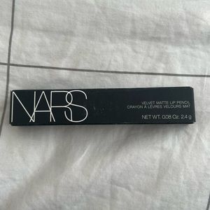NARS VELVET MATTE LIP PENCIL SQUARE RED